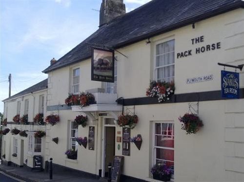 The Pack Horse Hotel South Brent Екстериор снимка
